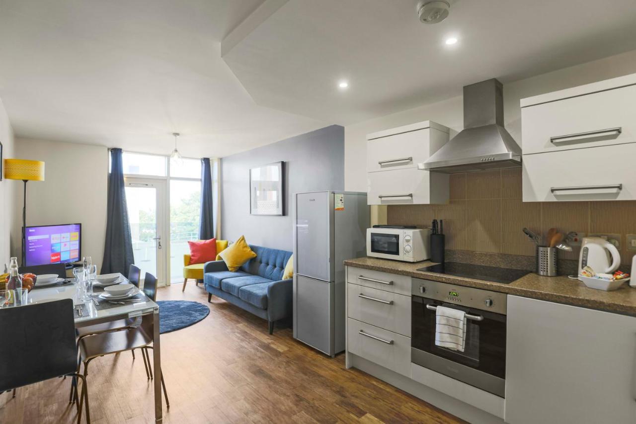 Ur Stay Apartments เลสเตอร์ ภายนอก รูปภาพ
