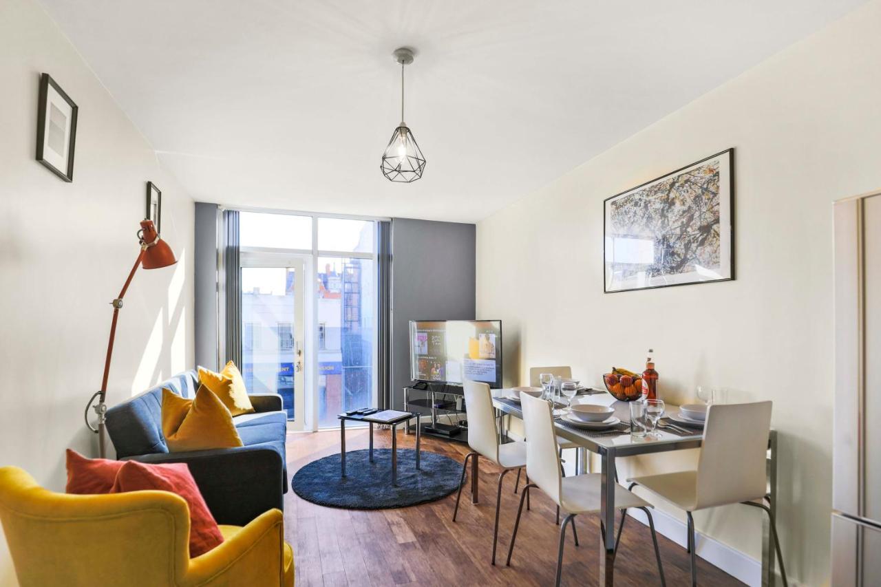 Ur Stay Apartments เลสเตอร์ ภายนอก รูปภาพ