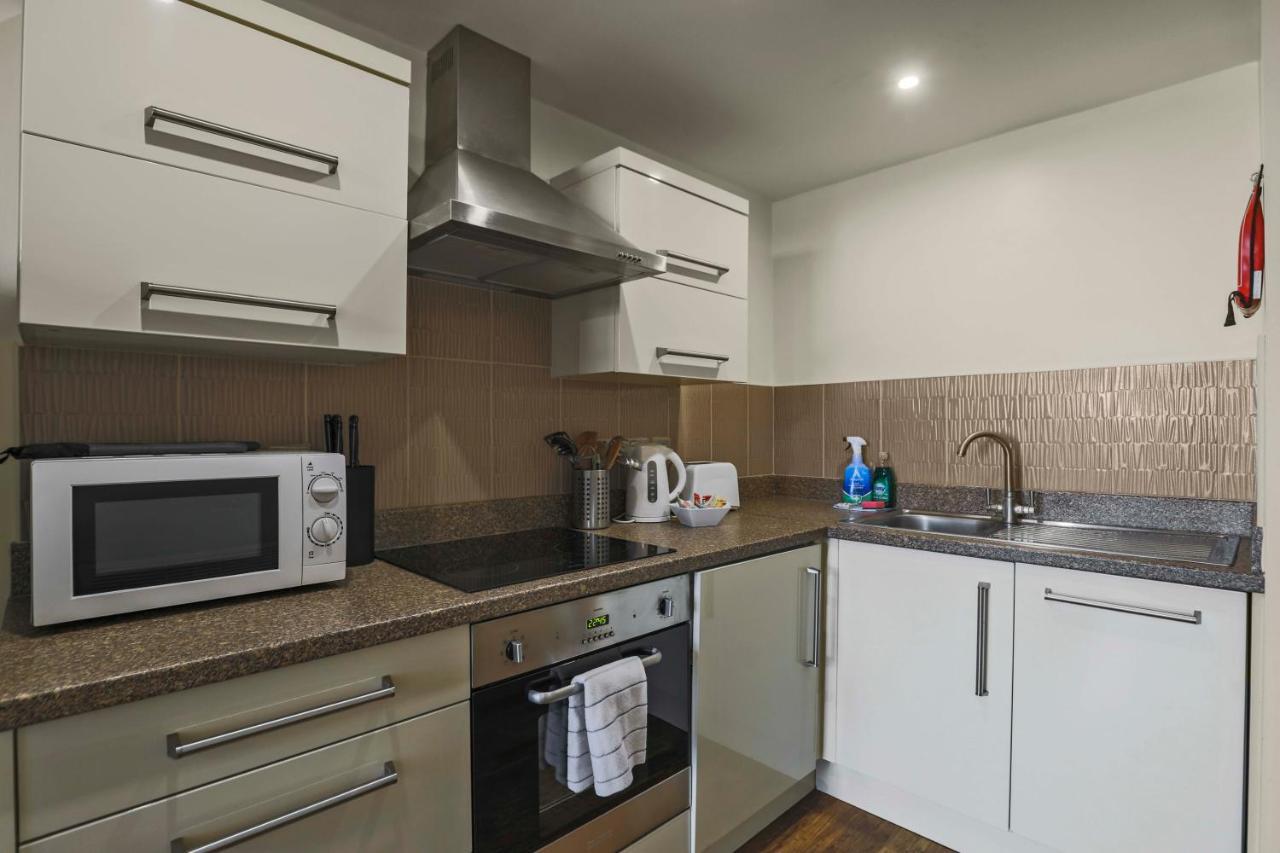 Ur Stay Apartments เลสเตอร์ ภายนอก รูปภาพ
