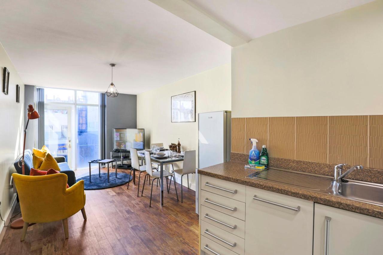 Ur Stay Apartments เลสเตอร์ ภายนอก รูปภาพ